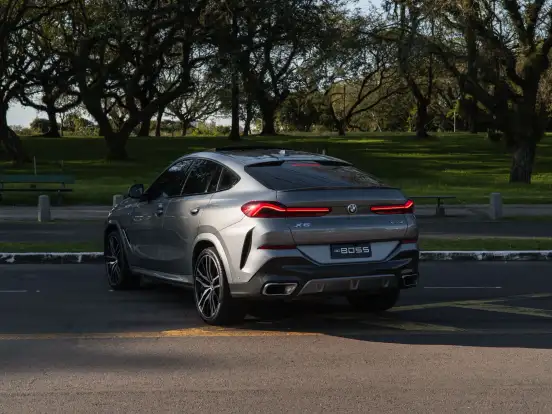 BMW-X6-3.0 TWINPOWER GASOLINA XDRIVE40I M SPORT AUTOMÁTICO BMW-X6-2024