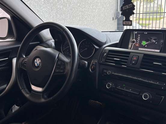 BMW-116i-1.6 16V TURBO GASOLINA 4P AUTOMÁTICO BMW-116i-2013