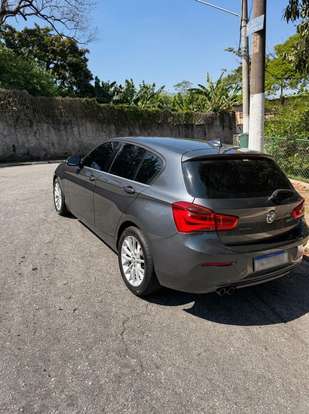 BMW-120i-2015
