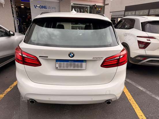 BMW-220i-2.0 CAT GP 16V TURBO ACTIVEFLEX 4P AUTOMÁTICO BMW-220i-2017