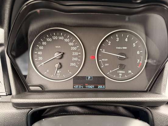 BMW-220i-2017