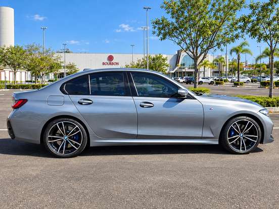BMW-320i-2.0 16V TURBO FLEX M SPORT AUTOMÁTICO BMW-320i-2023