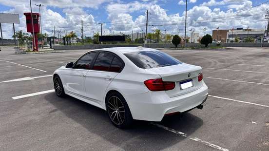BMW-320i-2.0 GP 16V TURBO GASOLINA 4P AUTOMÁTICO BMW-320i-2013