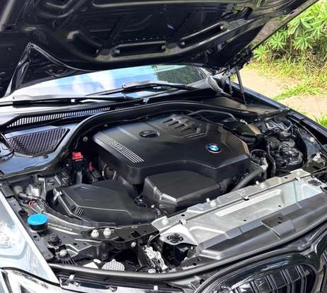 BMW-330i-2019