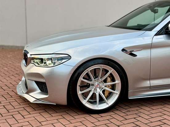 BMW-M5-4.4 V8 TWIN POWER M XDRIVE STEPTRONIC BMW-M5-2018