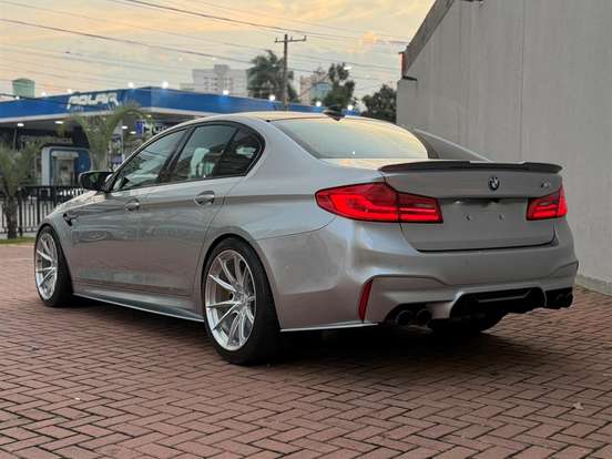 BMW-M5-4.4 V8 TWIN POWER M XDRIVE STEPTRONIC BMW-M5-2018