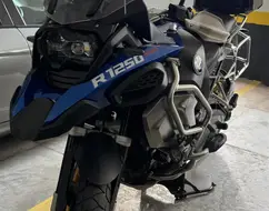 BMW R 1250 GS ADVENTURE PREMIUM RALLYE BMW R 1250 GS ADVENTURE PREMIUM RALLYE