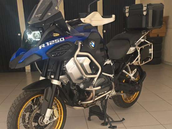 BMW-R 1250 GS ADVENTURE PREMIUM RALLYE BMW-R 1250 GS ADVENTURE PREMIUM RALLYE-2024