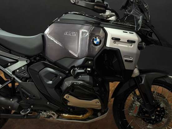 BMW-R 1300 GS ADVENTURE TRIPLE BLACK-2025
