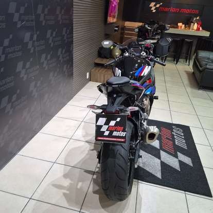 BMW-S 1000 RR-2022