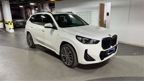 BMW-X1-2023