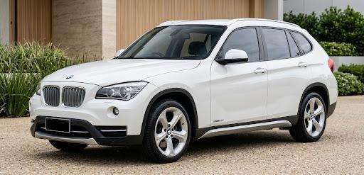 BMW-X1-2.0 20I 4X2 16V FLEX 4P AUTOMÁTICO BMW-X1-2014