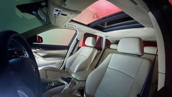 BMW-X1-2010