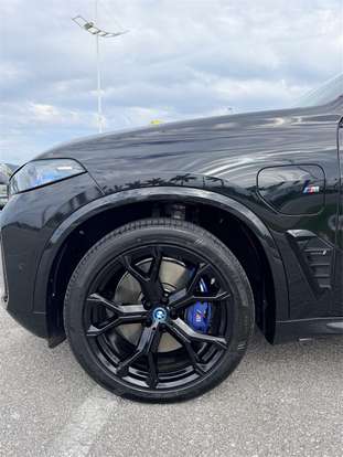 BMW-X5-2023