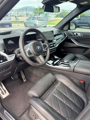 BMW-X5-2023
