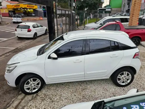 CHEVROLET-AGILE-2010
