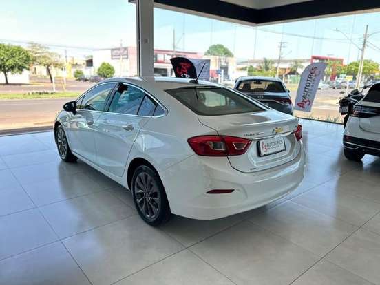 CHEVROLET-CRUZE-2017