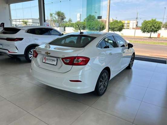 CHEVROLET-CRUZE-2017