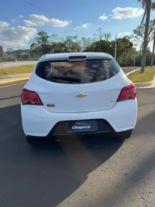 CHEVROLET-ONIX-2019