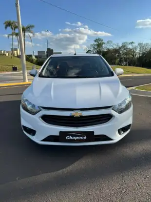 CHEVROLET-ONIX-2019