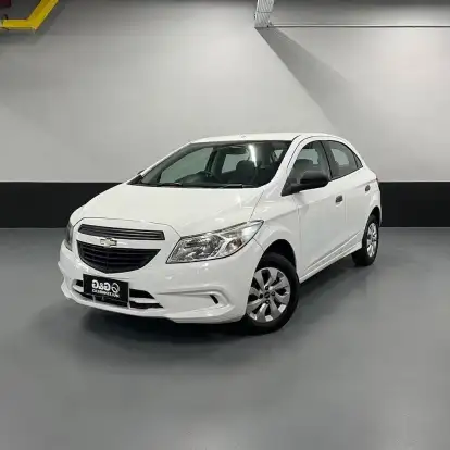 CHEVROLET-ONIX-2015