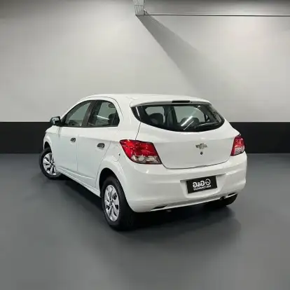 CHEVROLET-ONIX-1.0 MPFI LT 8V FLEX 4P MANUAL CHEVROLET-ONIX-2015