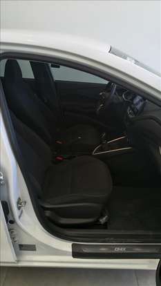 CHEVROLET-ONIX-2024
