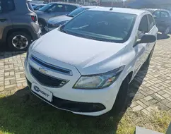 CHEVROLET ONIX 1.0 MPFI LT 8V FLEX 4P MANUAL CHEVROLET ONIX 1.0 MPFI LT 8V FLEX 4P MANUAL