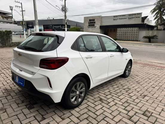 CHEVROLET-ONIX-2022