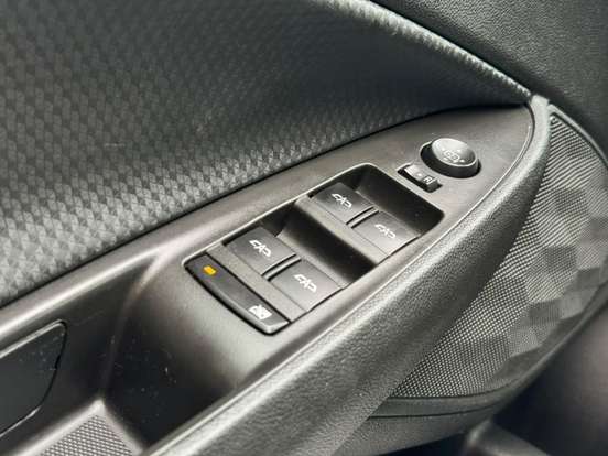 CHEVROLET-ONIX-2022