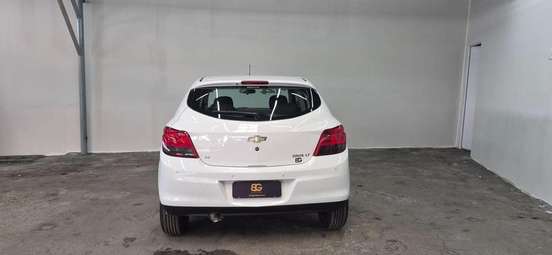 CHEVROLET-ONIX-2014