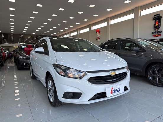 CHEVROLET-PRISMA-2017