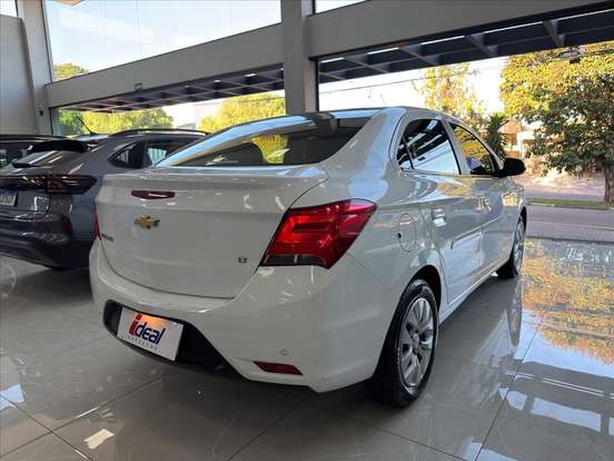 CHEVROLET-PRISMA-2017