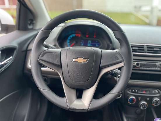 CHEVROLET-PRISMA-2013