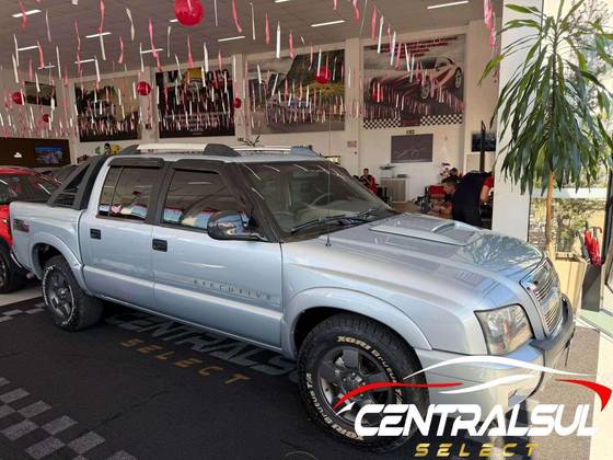 CHEVROLET S10 2.8 COLINA 4X4 CD 12V TURBO ELECTRONIC INTERCOOLER DIESEL 4P MANUAL