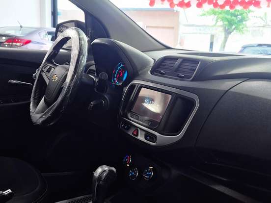 CHEVROLET-SPIN-2016