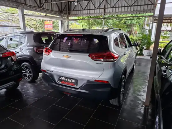 CHEVROLET-TRACKER-2022