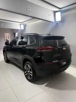 CHEVROLET-TRACKER-2024