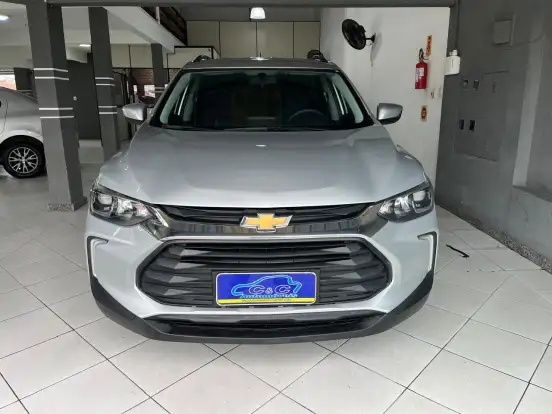 CHEVROLET-TRACKER-2023