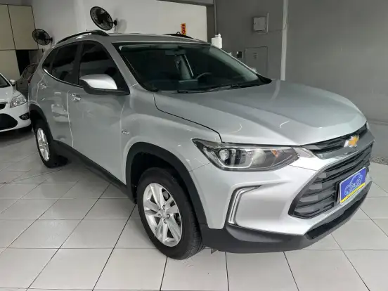 CHEVROLET-TRACKER-2023