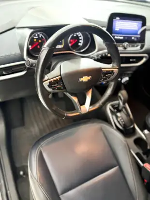 CHEVROLET-TRACKER-2021