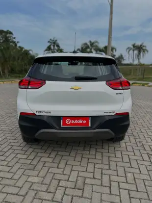 CHEVROLET-TRACKER-2025
