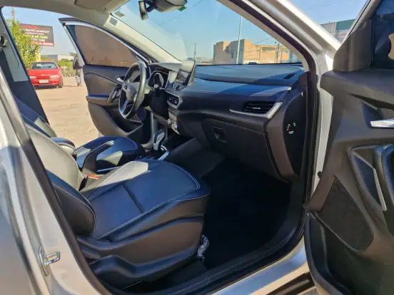 CHEVROLET-TRACKER-2021
