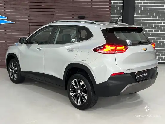 CHEVROLET-TRACKER-2022