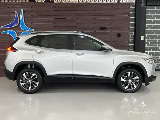 CHEVROLET-TRACKER-2022