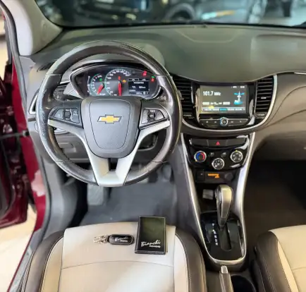 CHEVROLET-TRACKER-2016