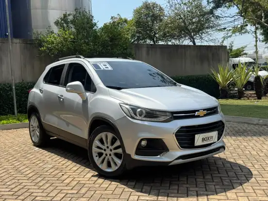 CHEVROLET-TRACKER-2018