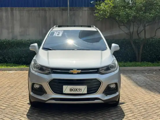 CHEVROLET-TRACKER-2018