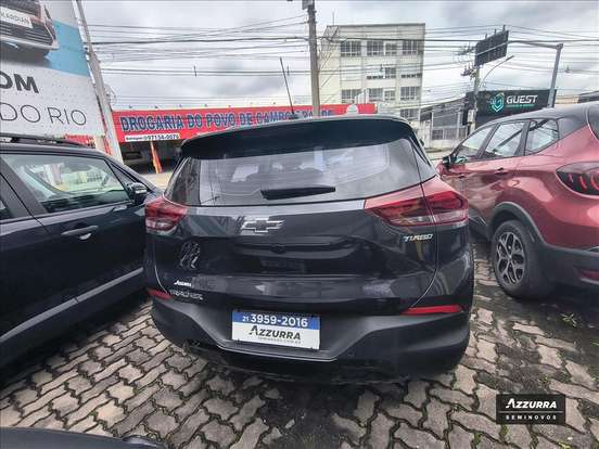 CHEVROLET-TRACKER-2023