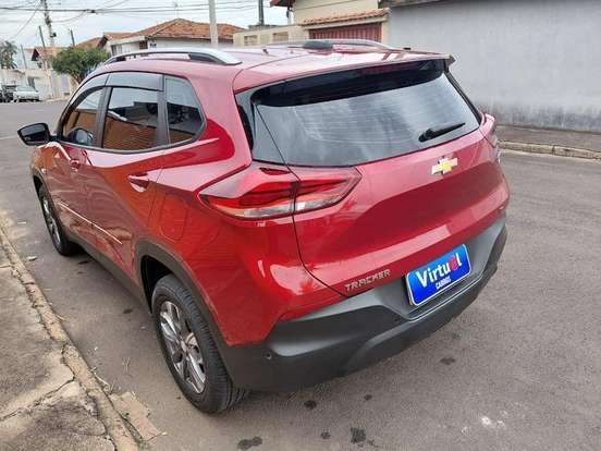 CHEVROLET-TRACKER-2020